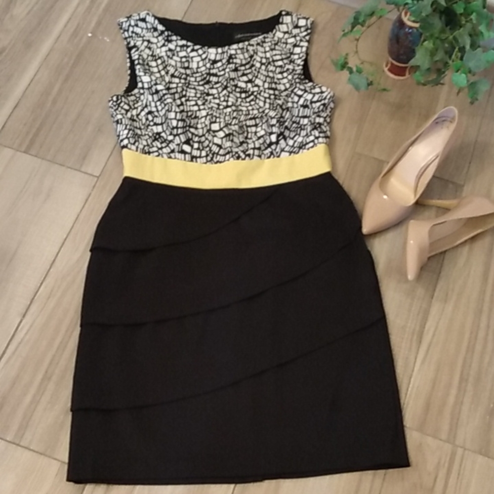 Connected apparel shift dress